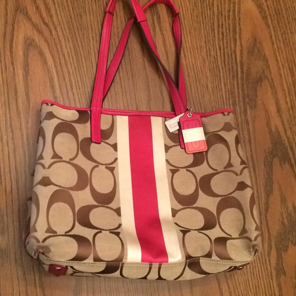Coach Handbags - Coach bag